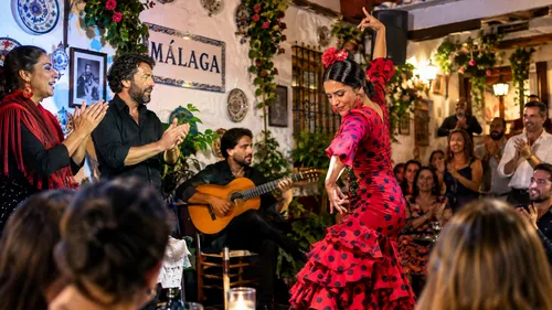 Stay for the fin de fiesta